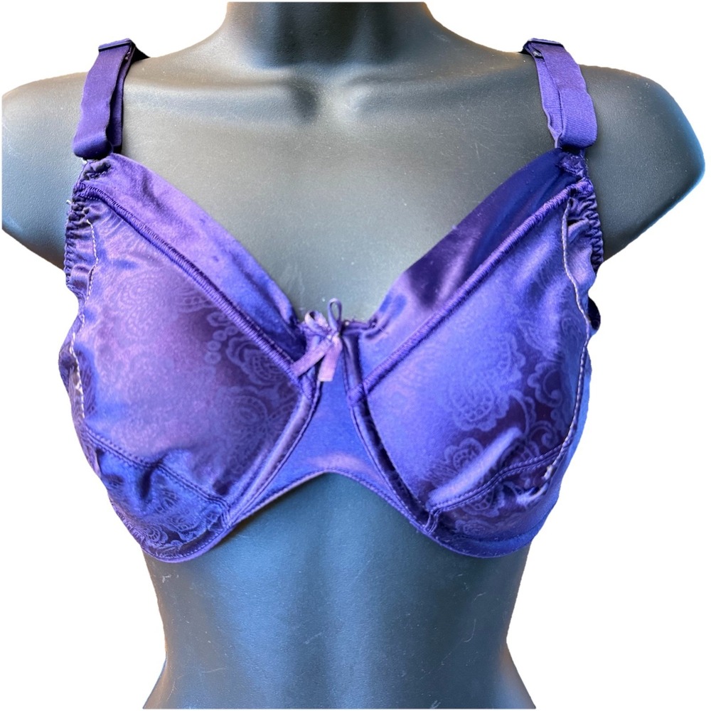 Vintage Bali 3560 Satin Minimizer Underwire Bra 36DD Purple Jacquard 90s
